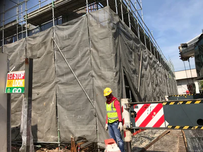 Ensuring Safety and Compliance in Commercial Construction with Ringlock Scaffolding